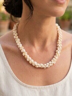 Momi Shell Lei Necklace Vintage Kauai Momi Shell Hawaiian Luxury Boho